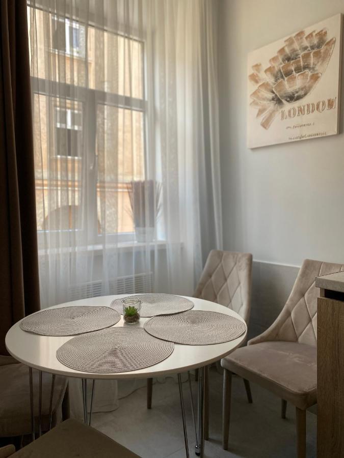 Homelike Apartment Львів Екстер'єр фото